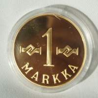 1 Markka 1956  Monetan kopio   markan kolikosta n 35 mm pillerissä