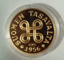 1 Markka 1956  Monetan kopio   markan kolikosta n 35 mm pillerissä