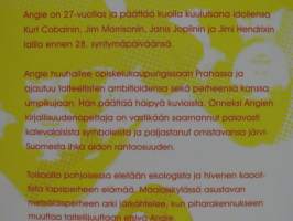 27 eli kuolema tekee taiteilijan