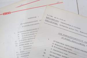 Sisu AOM painetehostettu ohjauslaite ZF-Spindel-Hydrolenkung, Tyyppi 7428 rakenne, toiminta, korjaus -irtonainen korjaamokirjasarjan osa, ollut koulutusmateriaalina