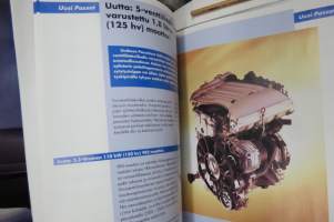 Volkswgen Passat 1997 esittelykansio (sisäiseen käyttöön), 2 esitettä, tuoteinfo (luottamuksellinen) artikkelikokoelma eri lehdissä ilmestyneitä arvioita