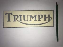Triumph (musta) -tarra