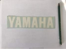 Yamaha (valkoinen) -tarra