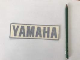 Yamaha (sininen) -tarra