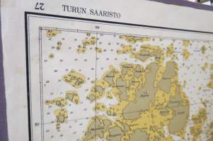 Turun saaristo Berghamn - Turku 1947 Åbo skärgård -merikartta / merikortti, kankaalle pohjustettu (paloina)