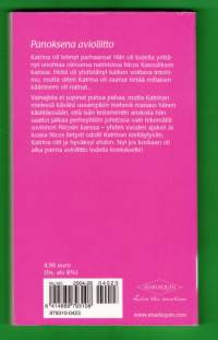 Harlekiini Extra  - Luottamus koetuksella, 2004.