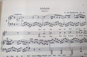 100 kuuluisaa yksinlaulua keskiäänelle pianon säestyksellä I vihko Beethoven, Brahms
