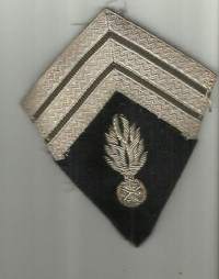 Gendarmerie nationale -Ransakn Santarmilaitos - collar badge kaulusarvomerkit  1 kpl