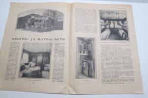 Suomen Kuvalehti 1921 nr 31, kansikuva Uimakauden merkeissä, Hyökkäysvaunukilpailuja katsomassa, Hevosmiesten sivu, Kotimaisia kuvia, Suomalaiset Latviassa, ym.