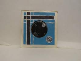 Mauno Kuusisto - Novgorodin laulu / Hyv´yötä. RCA FAS 628
