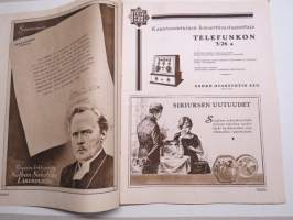 Suomen Kuvalehti 1926 nr 43, kansikuva Irma Hurstinen, Syysmanövereilla, Vuoksi ja luode - Suomen rannikolla, Erämaamatka pääkapungin porteilla, Uutiskuvia, ym.