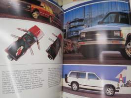 Chevrolet Blazer S-10 -myyntiesite / sales brochure