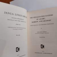 The vocalization Systems of Arabic, Hebrew and Aramaic Their phonetic and phonemic principles