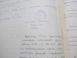 Turun Teknillinen Koulu / Opisto - Toverikunta + Oppilaskunta, 1940-50-60 lukujen virallista materiaalia, 6-vuotishistoriikki , kenkälaatikollinen valokuvia
