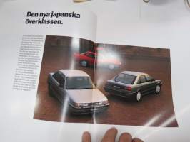 Mazda 626 4-dörrars Sedan, 5-dörrars Kombi Sedan, 2-dörrars Coupé 1989 -myyntiesite, ruotsinkielinen / sales brochure