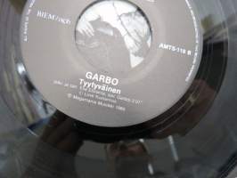 Garbo - Pitkä tie / Tyytyväinen - AMTS-119 -single-levy