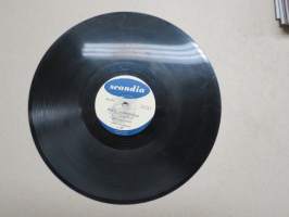 Scandia KS 277 Annikki Tähti ja Jaakko Salon orkesteri Hilpeä paimenlaulu / Kotiin kun saapuisin illoin - savikiekkoäänilevy / 78 rpm record