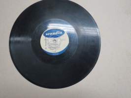 Scandia KS 266 Lasse Pihlajamaa ja hänen yhtyeensä Cornelita / Anoranza - savikiekkoäänilevy / 78 rpm record