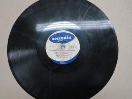 Scandia KS 262 Brita Koivunen ja Olli yhtyeineen Vanhanaikaista rakkautta / ST. Louis blues - savikiekkoäänilevy / 78 rpm record
