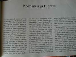postikortti . kokoomus 1918-1978 kulkematon