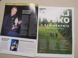 Soundi 2010 nr 3 Ismo Alanko, J. Karjalainen, Apulanta, Slash, Olavi Uusivirta, Radiopuhelimet, Mokoma, Jonsi, Gorillaz, Joanna Newsom, ym.