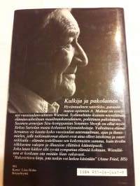 Suuri ilveily / A.Molnar. Kirjalla on  paljon sanottavaa Suomessakin ennen  sotia, niiden  aikana  ja  jälkeen Exlibris!