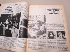 Elle 1971 nr 15 -muotilehti / mode magazine