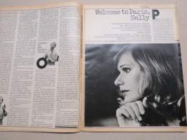 Elle 1977 24. tammikuu -muotilehti / mode magazine