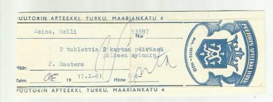 Puutorin Apteekki  Turku  , resepti  signatuuri  1961