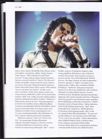 Michael Jackson - The King of Pop - Popin kuningas 1958-2009. HUOM! Carltonin julkaisema versio, jossa kansipaperin etusivu on englanniksi, muualla suomeksi!!