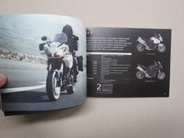 Triumph 2009? motorcycles / moottoripyörät -myyntiesite / sales brochure