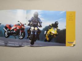 Triumph 2001 sport motorcycles / moottoripyörät - myyntiesite / sales brochure