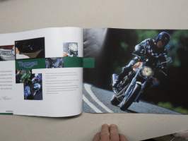 Triumph 2000 classic motorcycles / moottoripyörät - myyntiesite / sales brochure