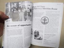 Finnish Maritime Index 2003-2004, sis. mm. Shipowner Hans Langh + fleet list, Ex-Finns on the seven seas, Finnish / Åland funnel marks, etc.