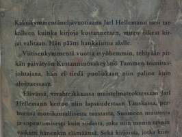 Lukemisen alkeet ja muita kertomuksia kustantajan elämästä