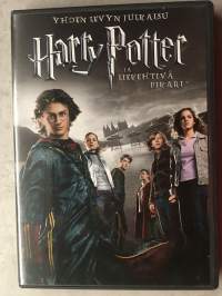 Harry Potter ja Liekihtäväpikari DVD - elokuva suom. txt