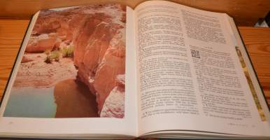 Suuri väriraamattu ja pyhän kirjan maailma 1-4