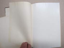 Jyväskylän lyseo 1858-1933 - historiikkeja,  muistelmia, elämäkertoja - lyseon oppilaat 1-2727 oppilasnumeroiden mukaan &amp; aakkosittain