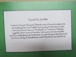 Onnea ja syanidia - Näytän sulle keskaria -sarjakuvakirja, mustaa huumoria