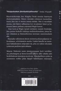 Pimeä huone, 1999. 2.p. Huippuluokan jännityskirjallisuutta, syiden ja seurausten verkko pitää lukijan otteessaan.
