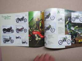 Kawasaki 1999 Mallisto -myyntiesite / sales brochure