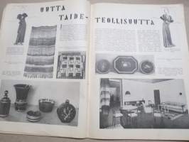 Kotiliesi 1933 nr 1, kansikuva Rudolf Koivu, Suuri kyntäjä, Uutta taide-teollisuutta, Miksette käyneet jouluna maalla?, Seinävaatteita, Eräs mestariemäntä, ym.