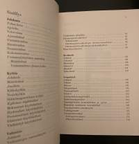 Auton rakenneoppi 2 - Voimansiirto - Ammattienedistämislaitoksen ammattikirjoja N:o 51