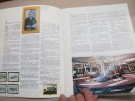 Isku Oy, yrityksen historiaa, kehitystä, nykypäivää, kolmikielinen julkaisu vuodelta 1980