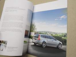 Volvo V70 2014 -myyntiesite, ruotsinkielinen / sales brochure, in swedish
