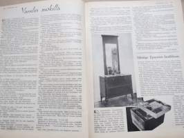 Kotiliesi 1934 nr 18, kansikuva Raumalainen nyplääjämuori, Eräät osattomksi jääneet, Huonekalujen ryhmittelystä, Kiinalaista ruokaa, Phlox leimukukka, ym.