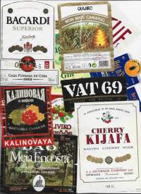 Viinaetikettejä  - viinaetiketti n 10 kpl erä