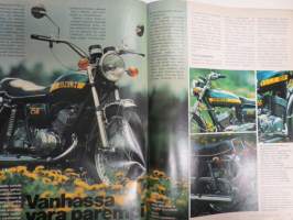 Tekniikan Maailma 1975 nr 2, Konevoimalla ylös, Iljushinit ilmassa, Syöksyvene 3v siviilin silmin, Kumman levyn ostaisin?, Patenttiviraston palvelu on tehostunut, ym