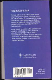 Harlekiini Harlequin romantiikka. Epäilevä aviomieheni, 2001.