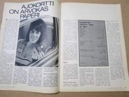 Tekniikan Maailma 1972 nr 14, Väylien vahtikoirat Majakat, Jaguar XJ12 Sydämensiirto, Ajokortti on arvokas paperi, Viimeisin viikinki, Autolautta-kuninkaat,  ym.